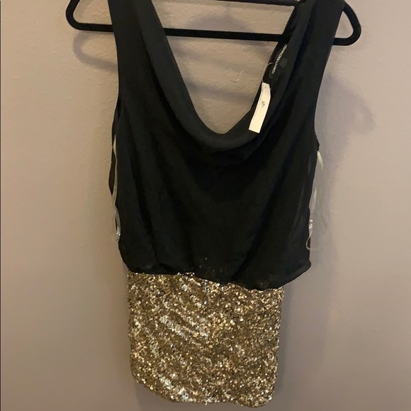 Dress - Picture 1 of 2